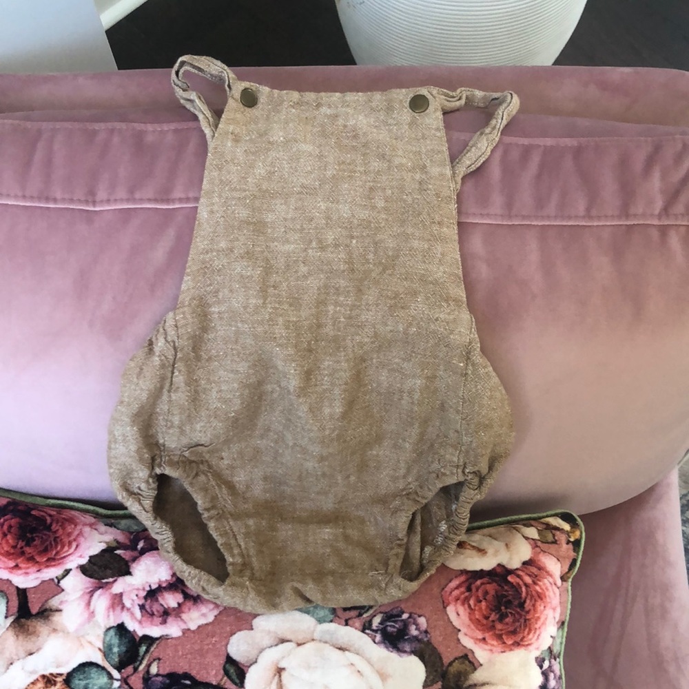 Baby boy/girl romper